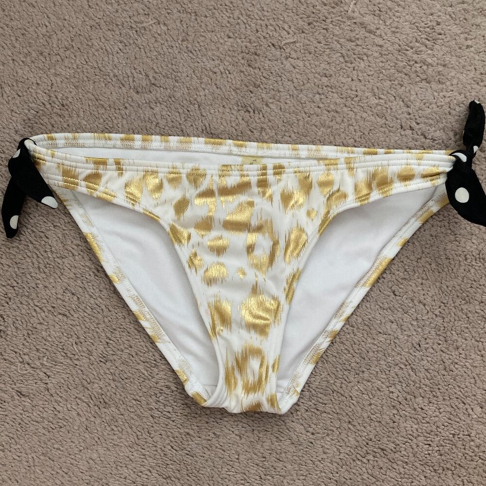 Victoria’s Secret white & gold leopard print bikini bottoms size small
